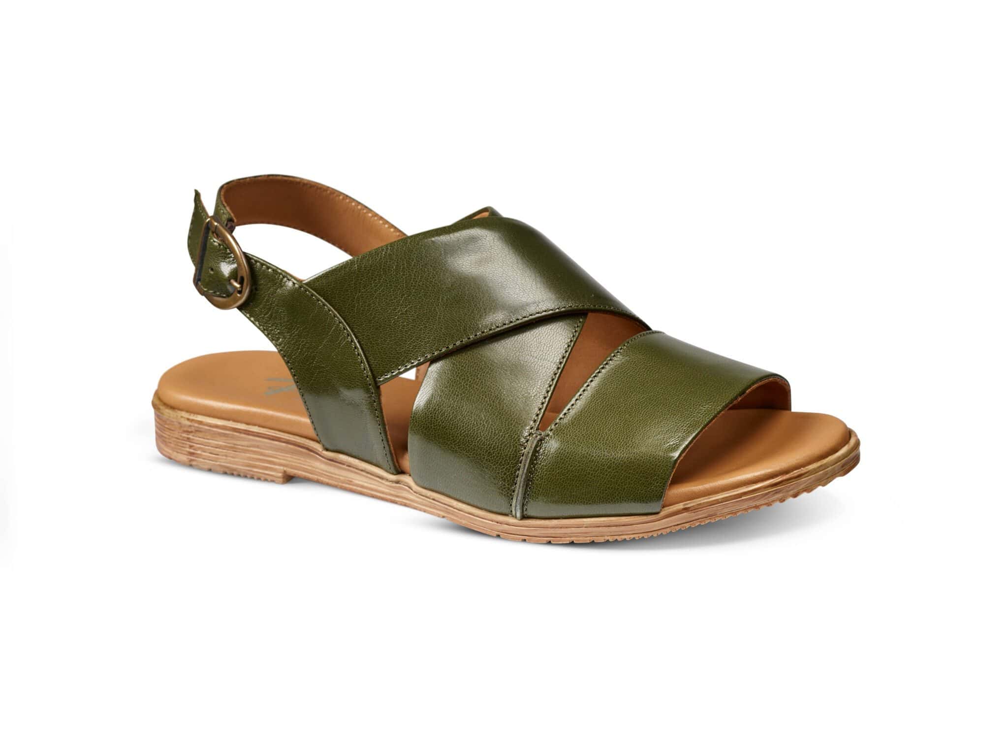 Sandaler i grönt läder med öppen tå och justerbar hälrem.