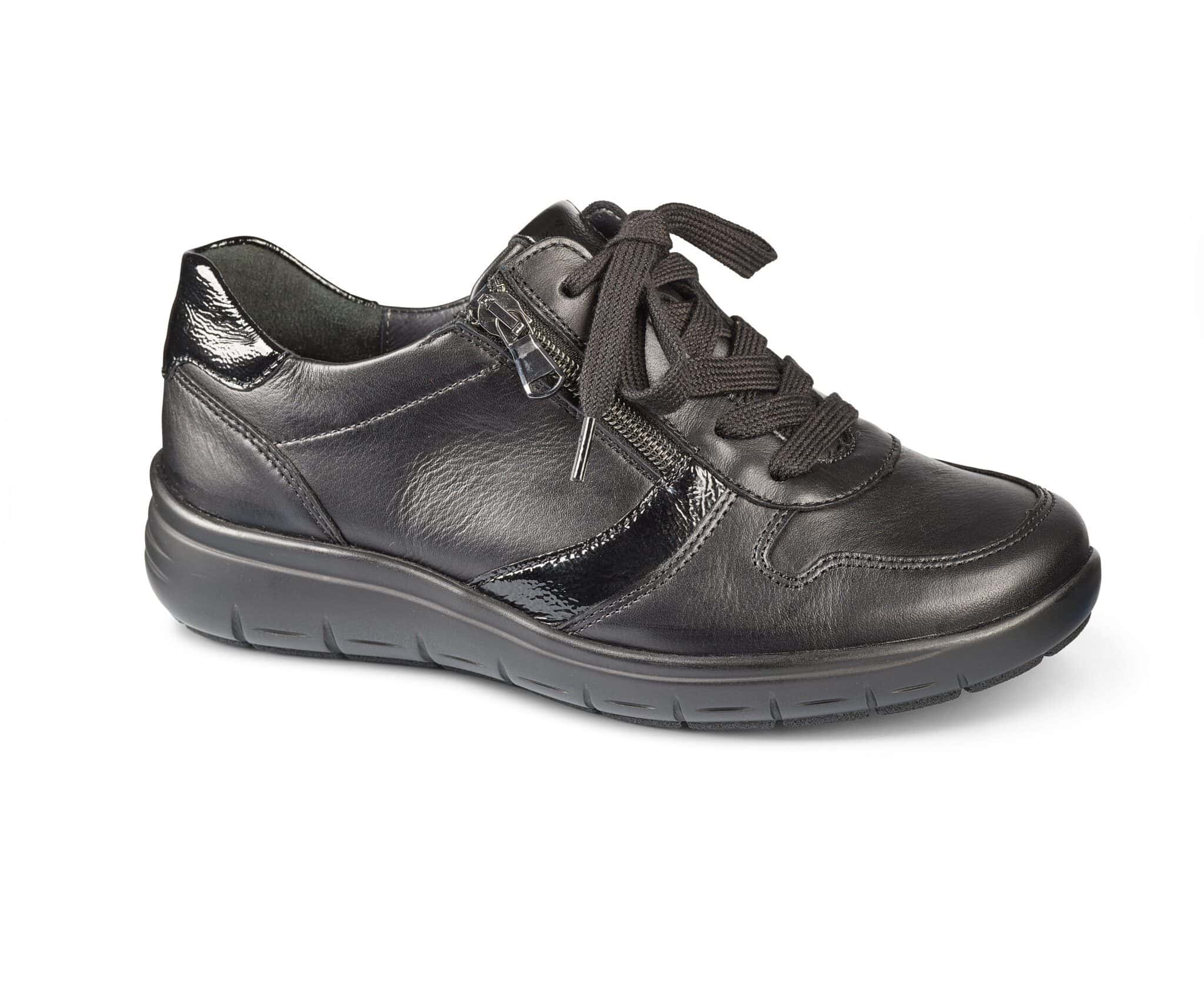 Svart bekväm dam-sneaker med slitstark yttersula och mjukt lädermaterial.