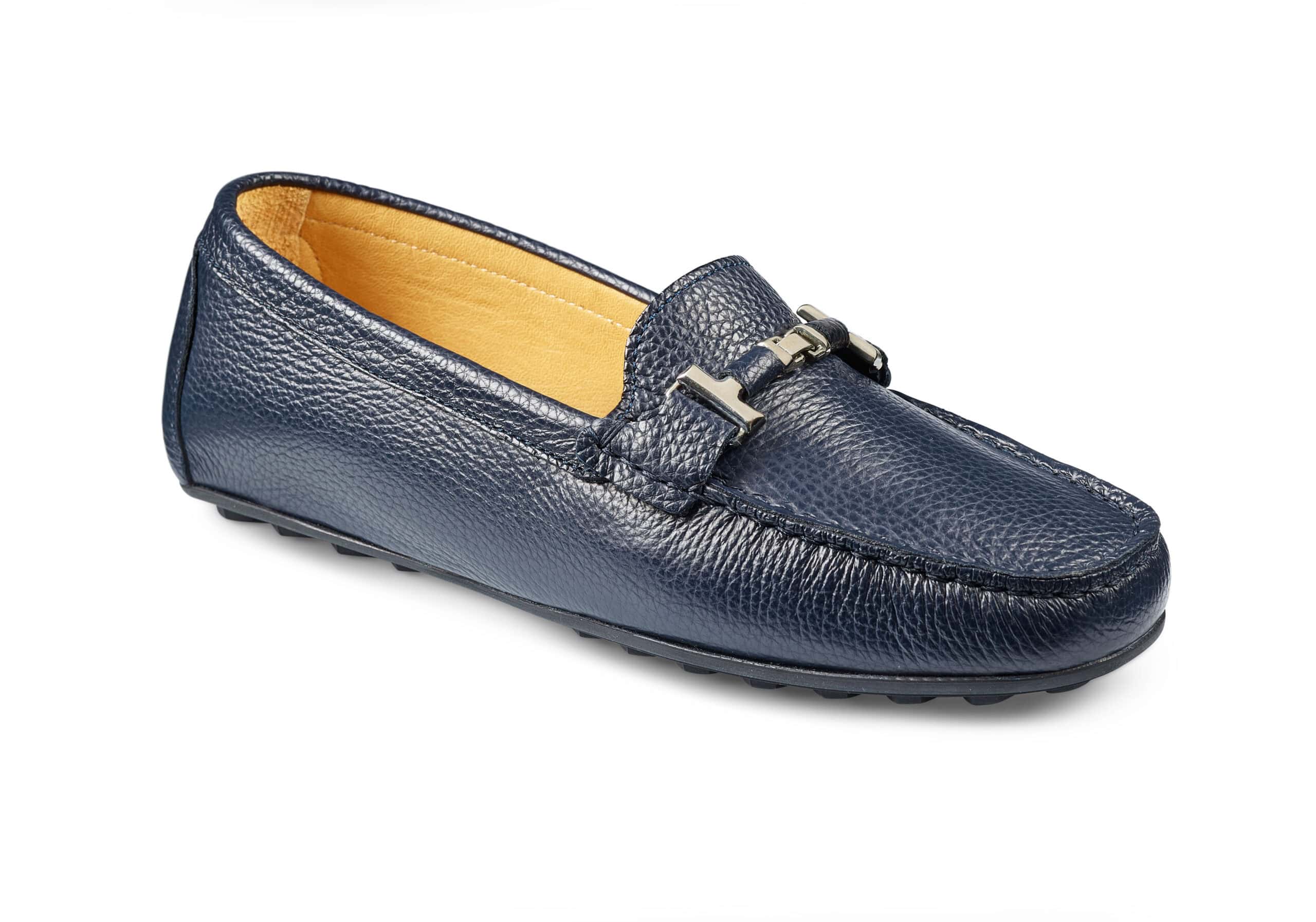 Blå loafers i läder med metalldetalj för dam.