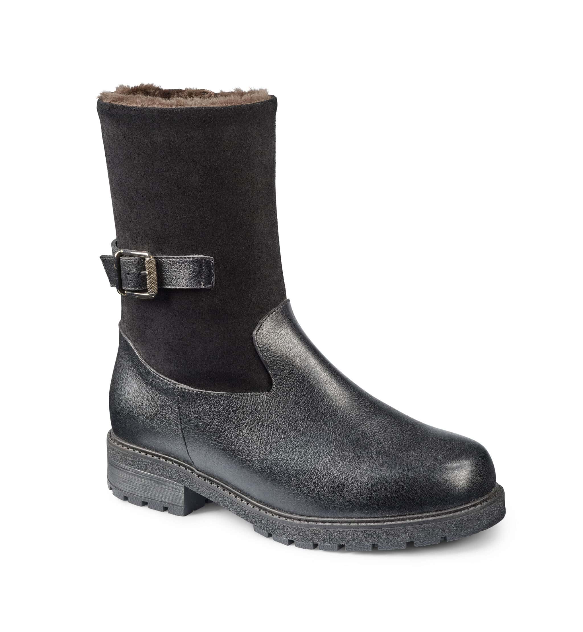 Svart vinterstövel med snörning och buckles för damer.