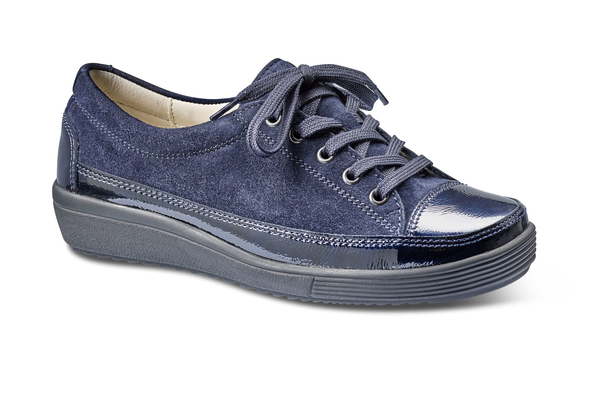 Damssko i mörkblått med slitstark yttersula och bekvämt inlägg.