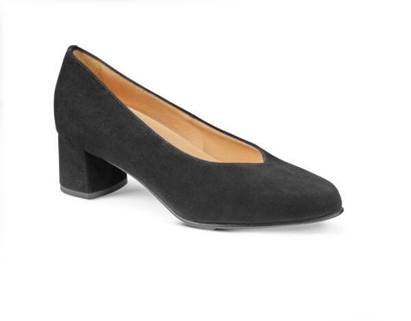 Elegant svart damsko med låg klack för komfort och stil.