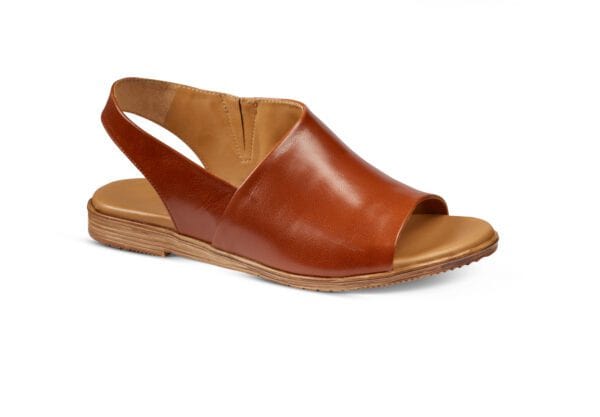 Sandaler i skinn med öppen tå och bekväm sula.