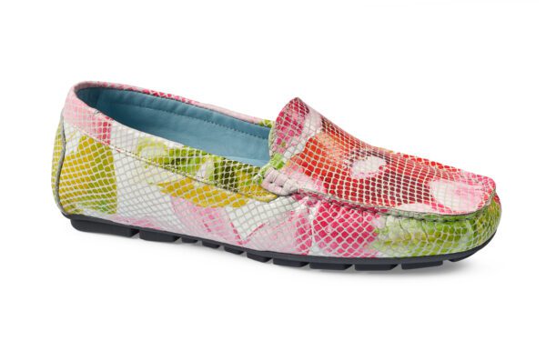 Ljusrosa och gröna damtofflor med mönster och bekväm sula.