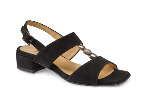 Svart dam sandal med låg klack och dekorativt band med pärlor.