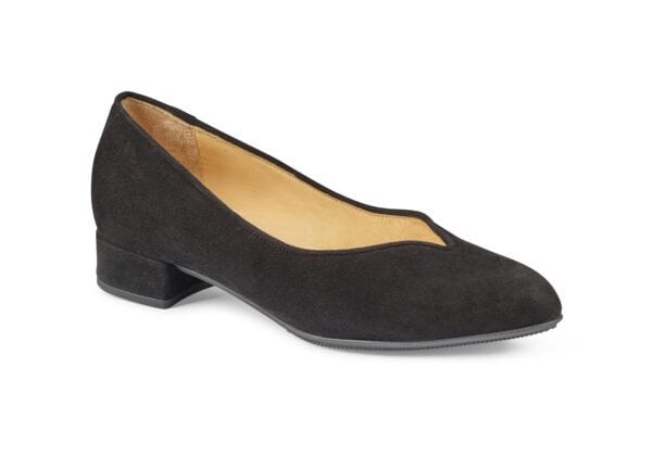Svart damsko med låg klack och rund tå, bekväm och stilren design.