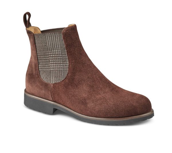 Brun mocka damsko med elastisk sida och låg klack.