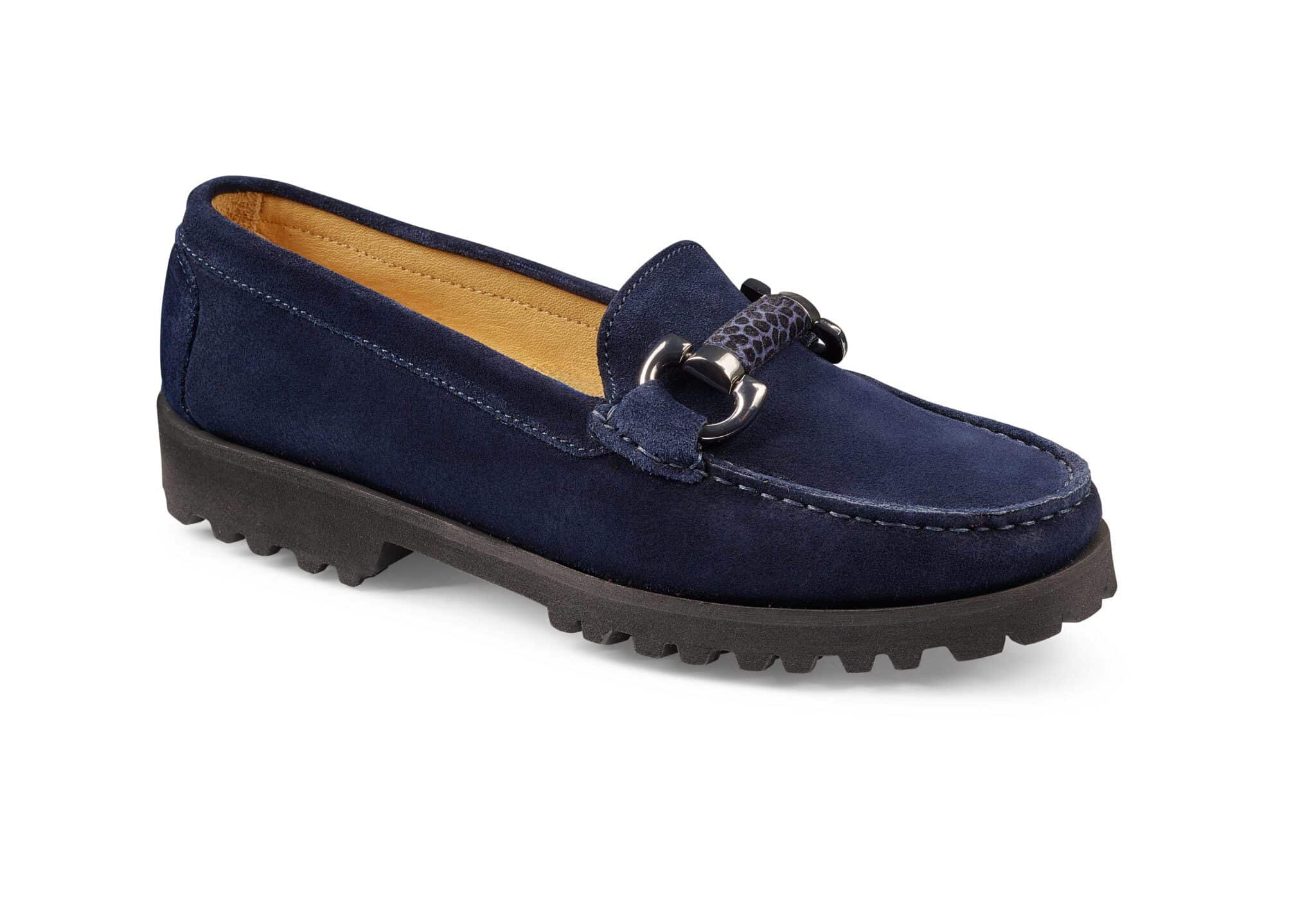 Navyblå loafers för kvinnor med bekväm sula och elegant design.