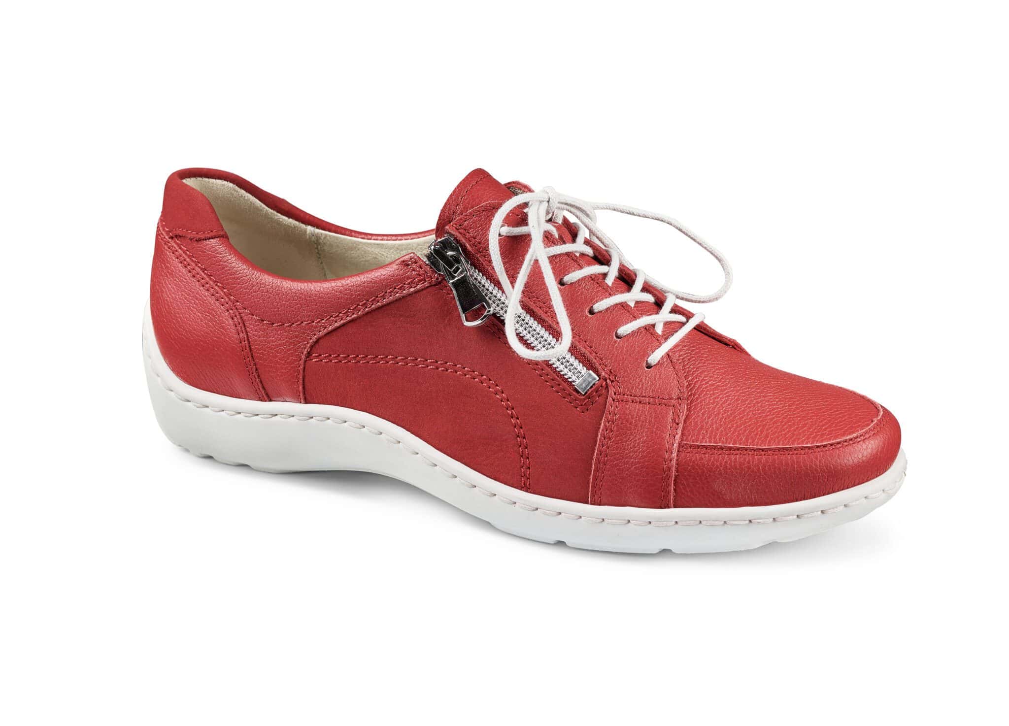 Röd damkänga med zipp och snörning, bekväm och stilren för vardagsbruk.