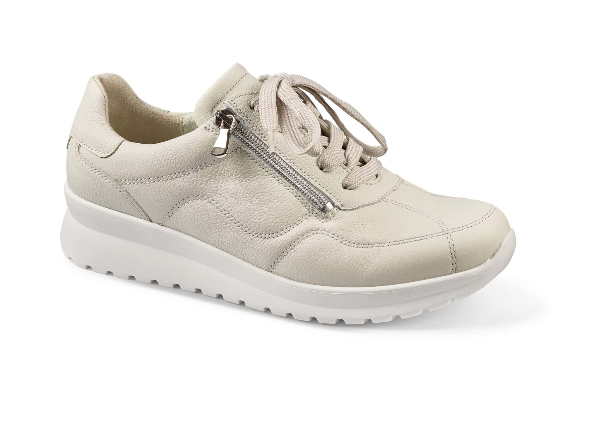 Vita dam sneakers med sidoförvaringsficka och bekväm sula.