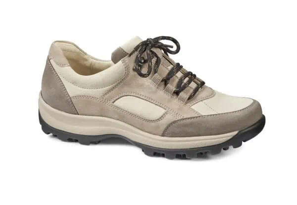 Bekväma damsskor för utomhusbruk med bra grepp och stöd.