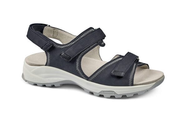 Sandaler med justerbara remmar och bekväm sula.